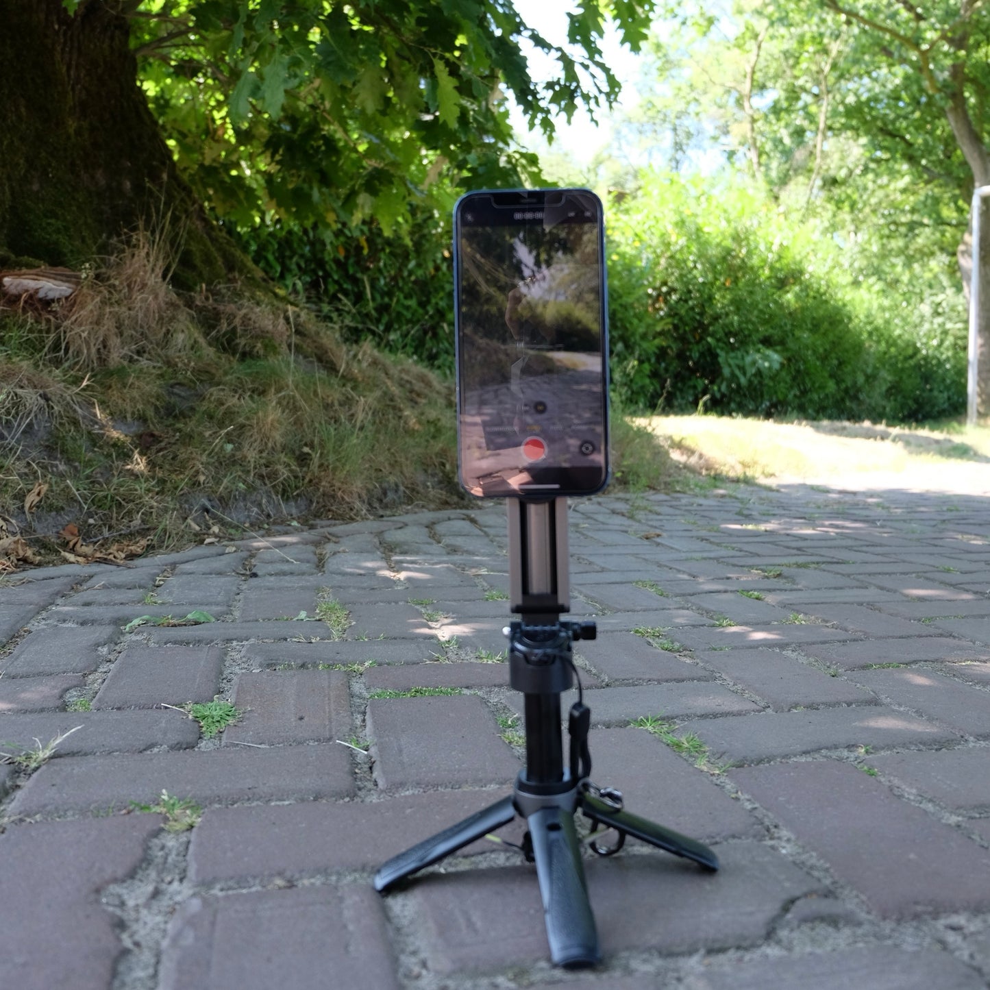 MOJOGEAR TS2 6-in-1 Mini Selfiestick Statief & Grip voor telefoon Magnetisch - Zwart - Statieven en toebehoren