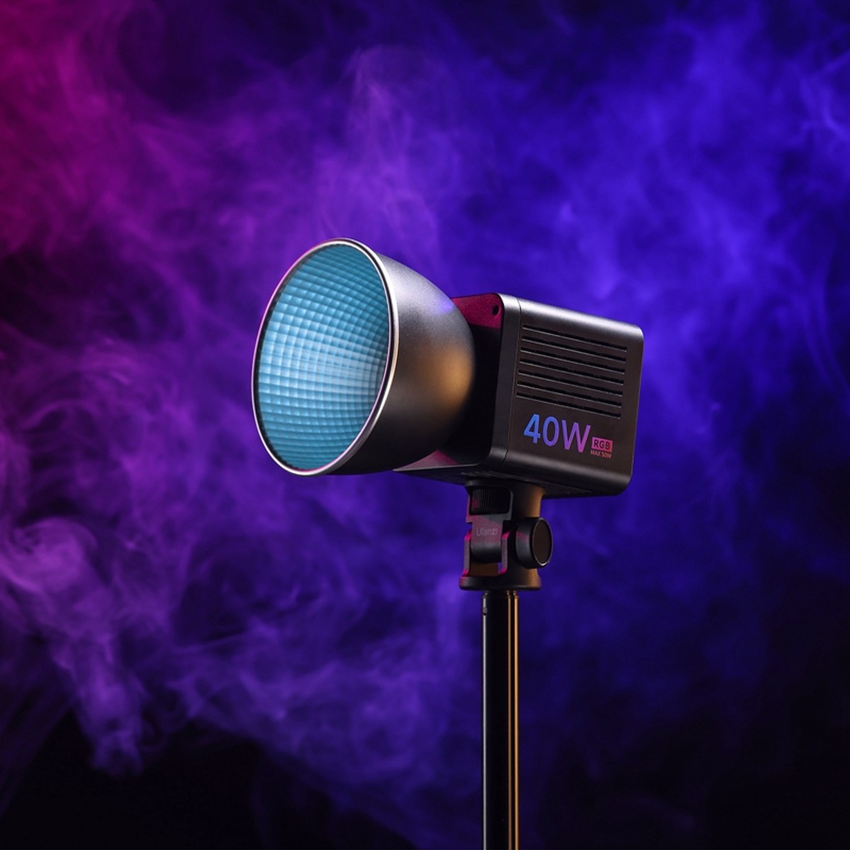 Lampe COB RGB Ulanzi 40WRGB avec batterie intégrée