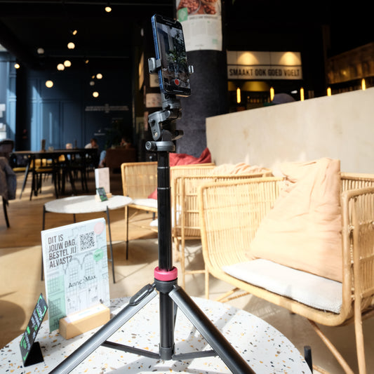 Ulanzi SK-03 Selfie Stick Statief 1,6m met Bluetooth remote shutter - Selfiesticks