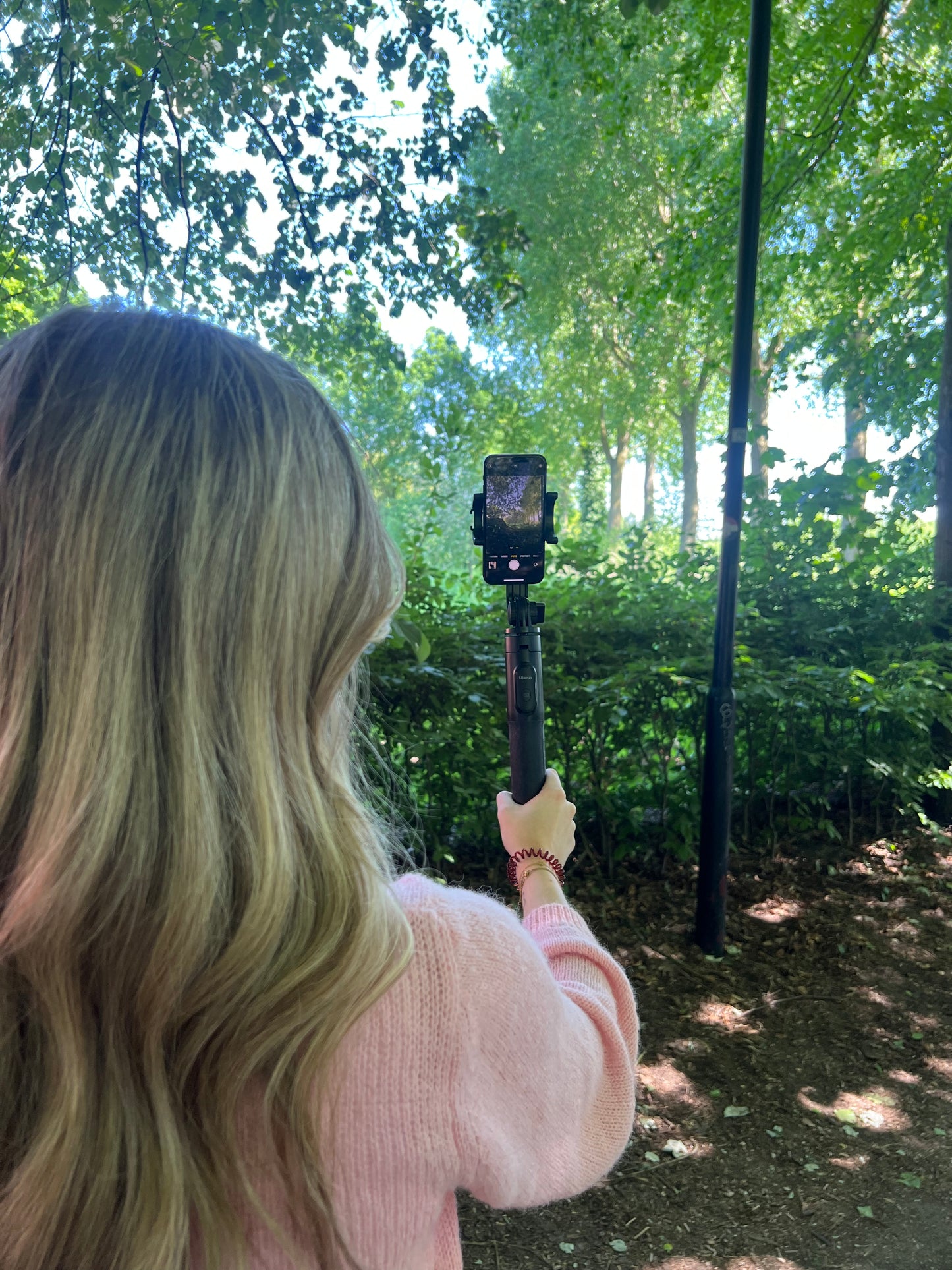 Ulanzi SK-03 Selfie Stick Statief 1,6m met Bluetooth remote shutter - Selfiesticks