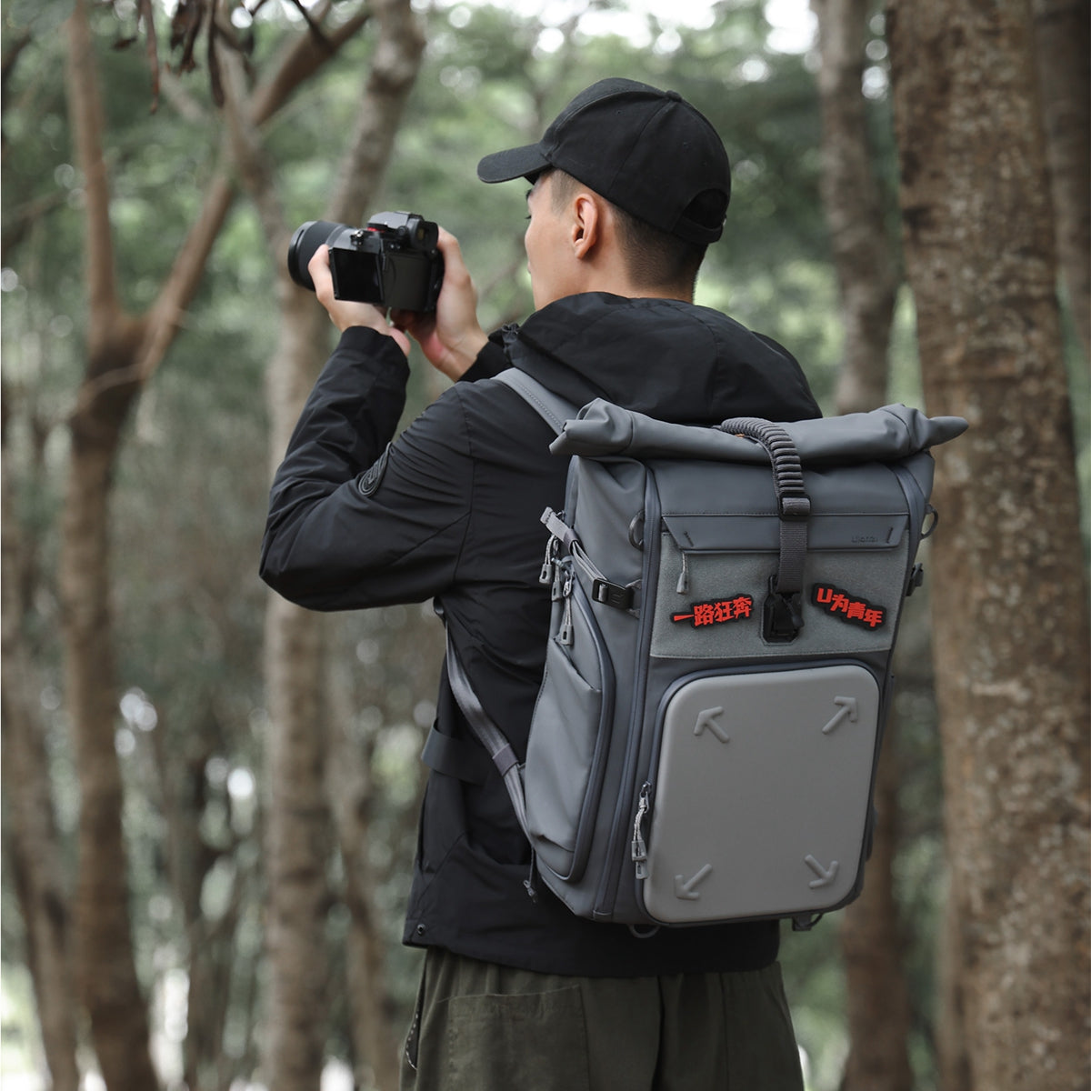 Ulanzi BP04 Hard Shell Rugzak 25 liter met Find My Tracker - Cameratassen