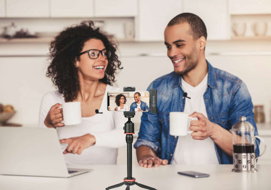 BOYA BY-WM4 Pro-K3 draadloze microfoon-set met zender en Apple Lightning-ontvanger voor iPhone - Draadloze microfoons